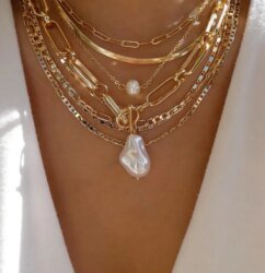 Boho Trendy Multi-Layer Crystal Pendant Necklace Set for Women – Vintage Gold Jewelry