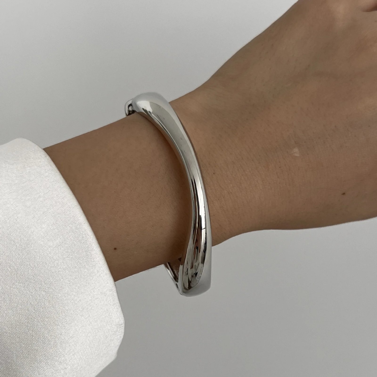 DIEZI 3 Styles Vintage Hip Hop Metal Cuff Bangles Punk Gold Silver Color Geometric Spring Bangles For Women Bracelet Men Jewelry DIEZI 3 Styles Vintage Hip Hop Metal Cuff Bangles Punk Gold Silver Color Geometric Spring Bangles For Women Bracelet Men Jewelry