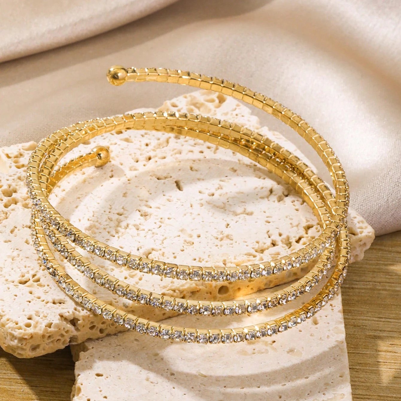 FTCY Boho Arm Bracelet for Women Vintage Geometric Gold Color Leaf Women's Arm Bangles Adjustable Jewelry FTCY Boho Arm Bracelet for Women Vintage Geometric Gold Color Leaf Women's Arm Bangles Adjustable Jewelry