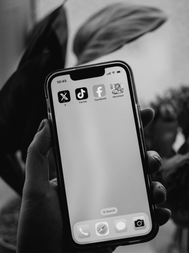 Contact FavoZone email support and phone assistance